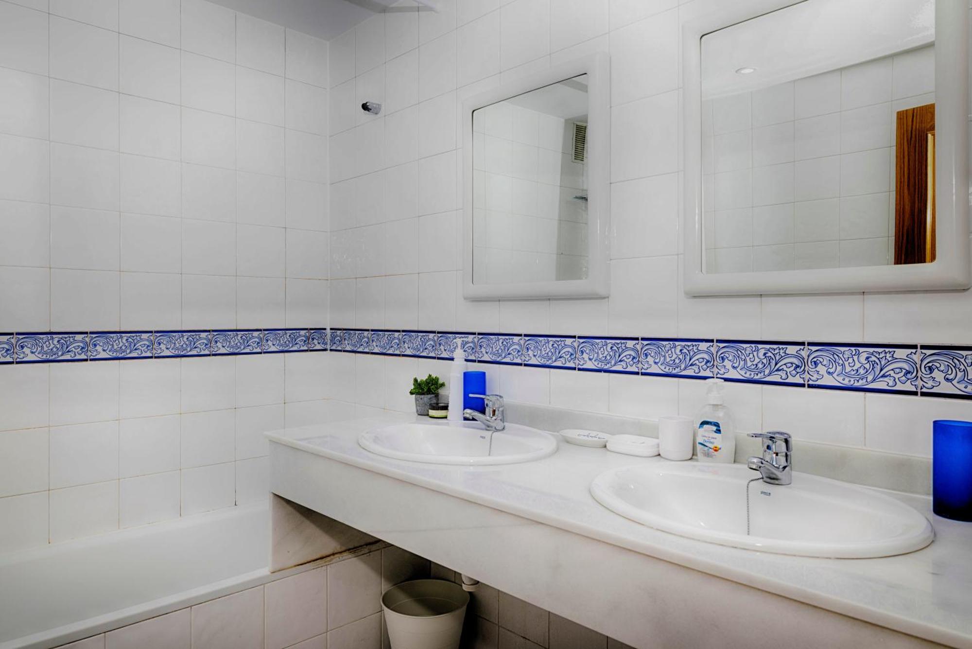 Apartamento Lunymar Selwo By La Maison Marbella